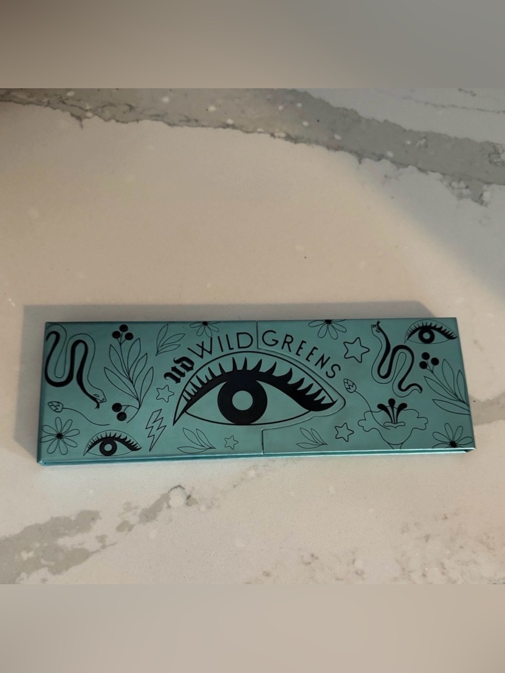 Urban Decay Wild Greens Eyeshadow Palette